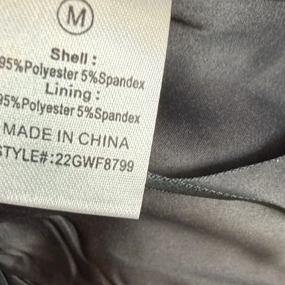 NWT Black Strapless Women's Top - Picture 4 of 5